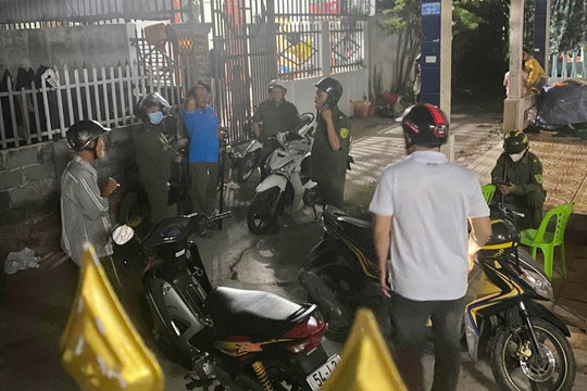 Chó nghi bị dại tấn công nhiều người ở Phước Hội