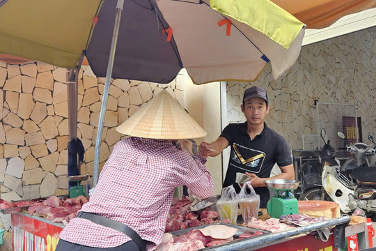 Kiểm soát chặt việc giết mổ gia súc, gia cầm tại cơ sở