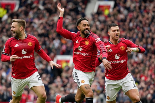Manchester United trở lại Champions League: Chấm dứt thập kỷ lãng phí và bài toán 340 triệu bảng
