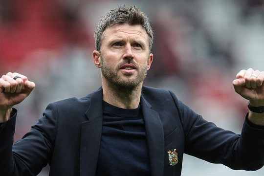 Michael Carrick đưa MU trở lại Champions League: Nghệ thuật đắc nhân tâm và sự khác biệt
