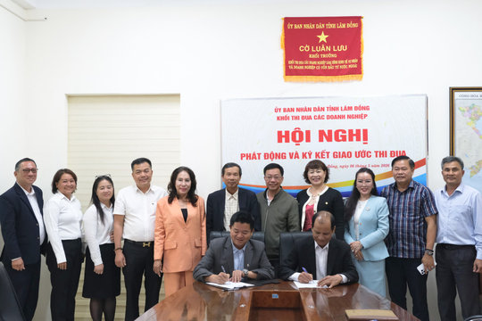 Khối doanh nghiệp Lâm Đồng ký kết giao ước thi đua năm 2026