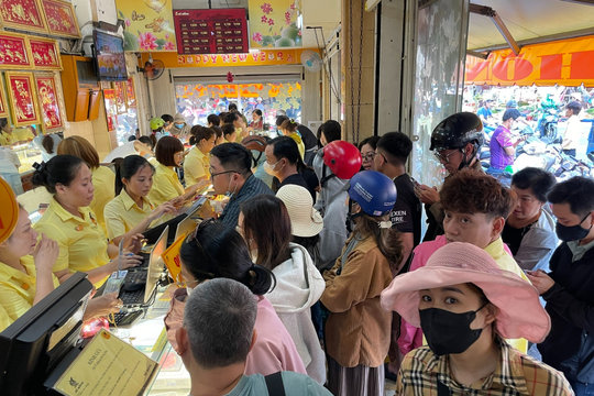 Giá vàng ngày 7/5/2026: Vàng miếng, nhẫn BTMC, BTMH, Phú Quý, vàng thế giới