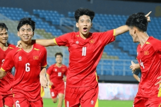 AFC đánh giá cao U17 Việt Nam; Dự án siêu sân vận động 135.000 chỗ ngồi gây sốt