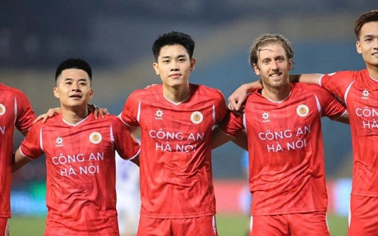 Công an Hà Nội áp đảo V-League 2025/2026: Dấu ấn triết lý của Mano Polking