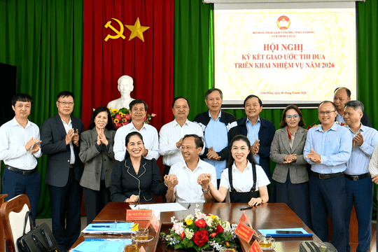 Cụm thi đua số 12 MTTQ tỉnh Lâm Đồng ký kết giao ước thi đua năm 2026