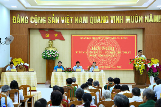 Trưởng Đoàn ĐBQH Lâm Đồng Y Thanh Hà Niê Kđăm tiếp xúc cử tri tại Đạ Tẻh 2 và Cát Tiên 2