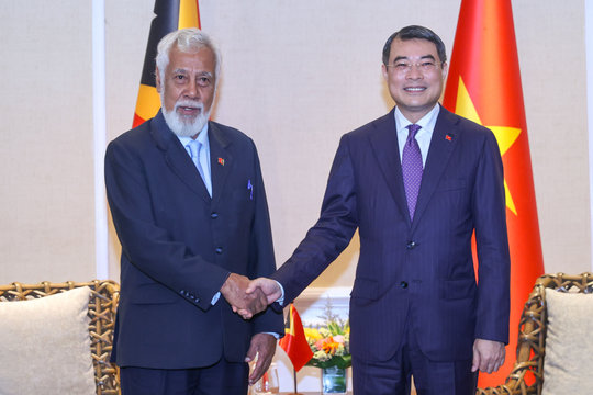 Prime Minister Le Minh Hung meets Timor-Leste Prime Minister, ADB President in Cebu