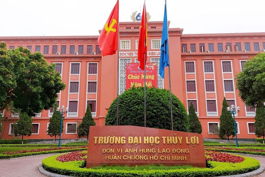 Tuyển sinh 2026: 17 điểm khối D07 nên chọn trường nào ở Hà Nội, TP.HCM?