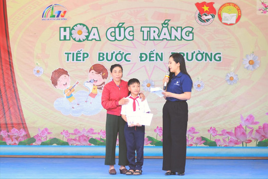 "Hoa cúc trắng" nâng bước những ước mơ