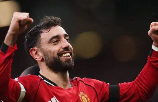 Bruno Fernandes đoạt giải FWA 2025/26: Sự lên ngôi của bền bỉ trong mùa giải đầy biến động