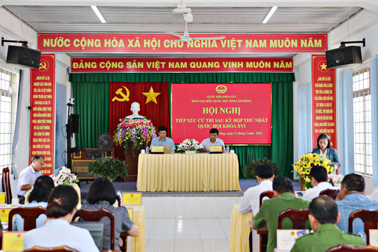 Cử tri Tà Năng kiến nghị nâng cấp trường học, phủ sóng viễn thông vùng sâu