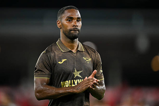 Manchester United nhắm Rico Henry thay thế Luke Shaw theo dạng chuyển nhượng tự do