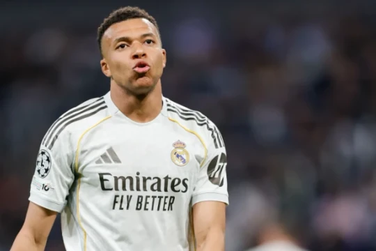 Nghịch lý Kylian Mbappe: Khi những con số khổng lồ không mang về danh hiệu cho Real Madrid