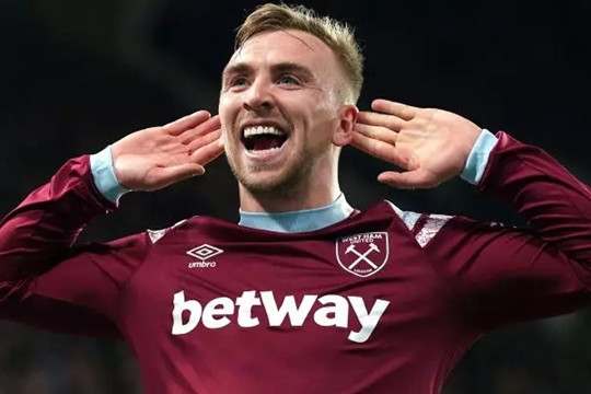 Liverpool quyết chiêu mộ Jarrod Bowen, MU nhắm máy quét Ederson giá 40 triệu bảng