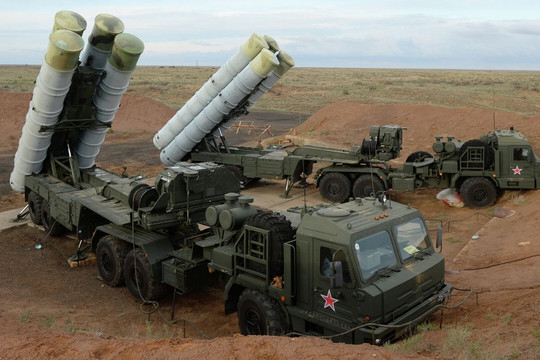 Nga khẳng định ưu thế trong tích hợp hệ thống phòng không S-400 và kiểm soát bay