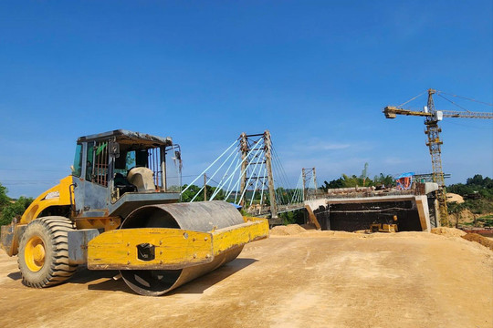 Mạnh tay thay thế những nhà thầu không đủ năng lực