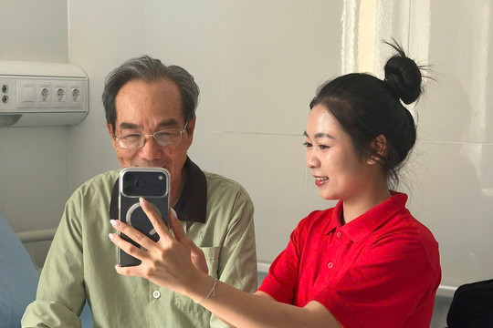Viettel Lâm Đồng hỗ trợ chuẩn hóa thông tin thuê bao tại bệnh viện