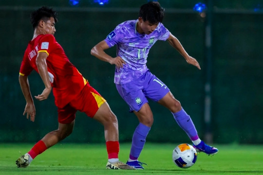U17 Hàn Quốc bị chỉ trích dữ dội sau khi để mất ngôi đầu bảng vào tay U17 Việt Nam