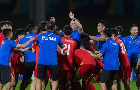 U17 Việt Nam hạ UAE 3-2, đoạt vé lịch sử dự FIFA U17 World Cup