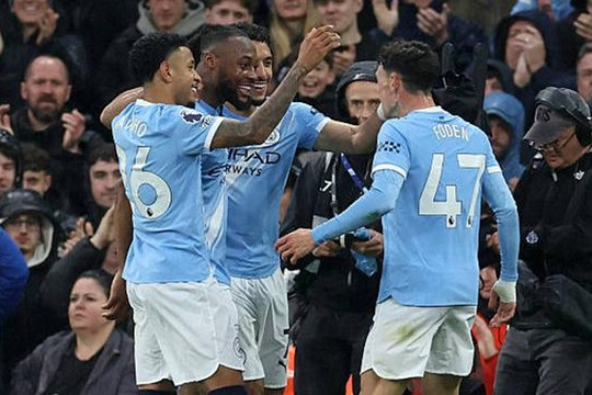 Man City thắng Crystal Palace 3-0: Sức ép nghẹt thở lên ngôi đầu của Arsenal