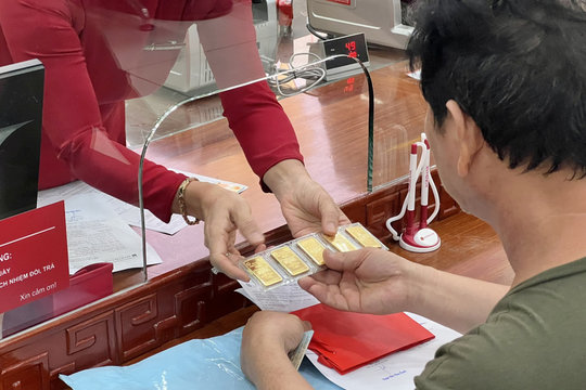Giá vàng hôm nay chiều 15/5/2026: Vàng SJC, 9999, 24k chốt giảm hơn 1 triệu đồng vàng thế giới dưới 4.600 USD