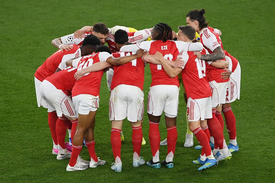 Nhân viên Arsenal nổi giận vì phải trả 859 bảng đi xem chung kết Champions League
