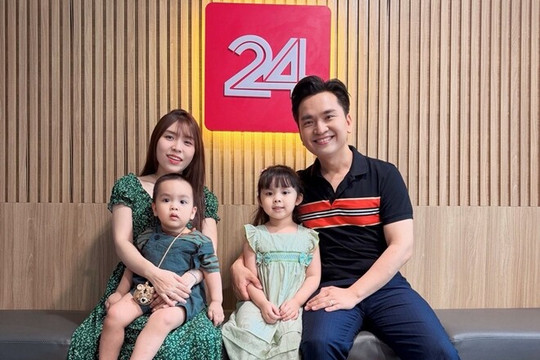 MC Hạnh Phúc đưa hai con thăm VTV và hành trình từ sinh viên Bách Khoa đến BTV nổi tiếng