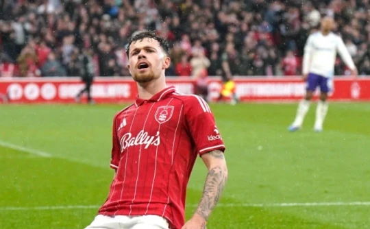 PSG gây sốc với thương vụ Julian Alvarez 100 triệu euro, MU gia nhập cuộc đua Neco Williams