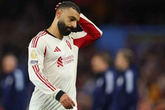 Liverpool thua 2-4 trước Aston Villa: Cú ngã phơi bày sự rệu rã của hệ thống