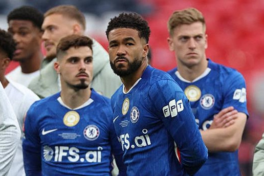 Chelsea gục ngã tại chung kết FA Cup: Xabi Alonso và nhiệm vụ vực dậy con tàu đắm