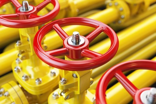 Giá dầu Brent vượt mốc 106 USD/thùng, thị trường năng lượng thế giới duy trì đà tăng