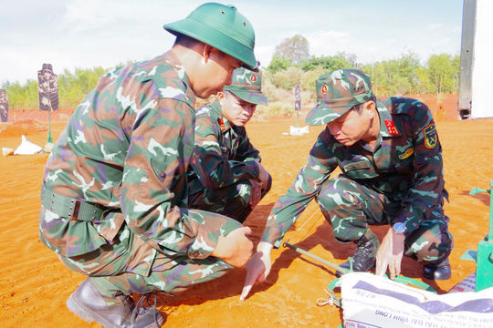 Chuẩn bị tốt cho đợt kiểm tra “3 tiếng nổ” của chiến sĩ mới