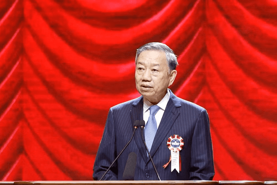 Inspiring the Aspiration for National Development through Vietnamese Intellectual Strength
