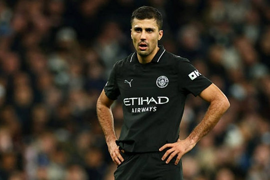 Real Madrid săn đón Rodri giá 60 triệu euro và biến động chuyển nhượng sáng 18/5