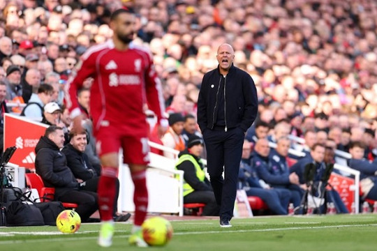 Liverpool chìm trong sóng ngầm: Quyền lực của Mohamed Salah thách thức Arne Slot