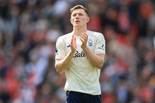 Elliot Anderson rực sáng tại Old Trafford, Man Utd nhắm bom tấn thay thế Casemiro