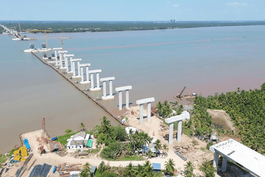 Dự án cầu Đại Ngãi hơn 7.900 tỷ đồng: Rút ngắn 80km từ miền Tây đi TP.HCM và lộ trình thông xe