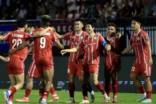 Công Phượng lập siêu phẩm giúp Trường Tươi Đồng Nai tiến sát tấm vé thăng hạng V-League
