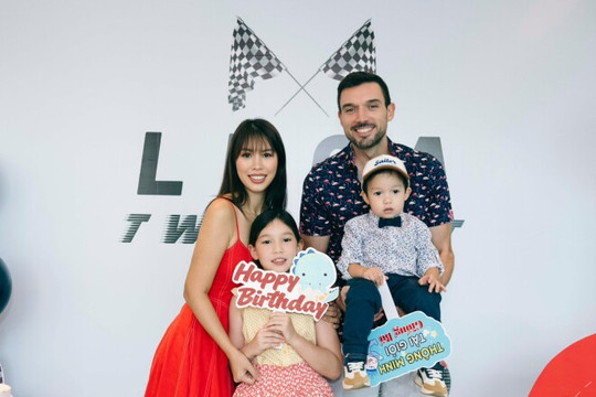 Hà Anh mừng sinh nhật 2 tuổi con trai Luca: Tiết lộ quý tử thừa hưởng gen nghệ thuật từ ông ngoại NSƯT