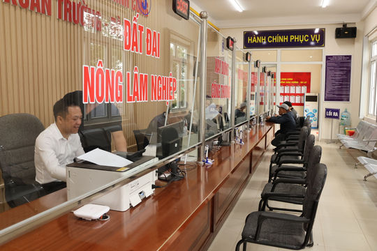 Cán bộ, công chức, viên chức phải đáp ứng yêu cầu nhiệm vụ