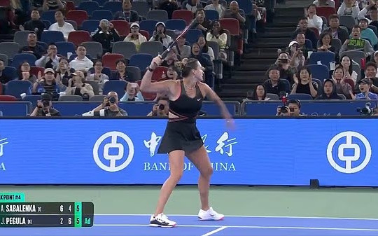 Aryna Sabalenka: Cơn thịnh nộ trên sân là 'chất xúc tác' cho ngôi số 1 thế giới