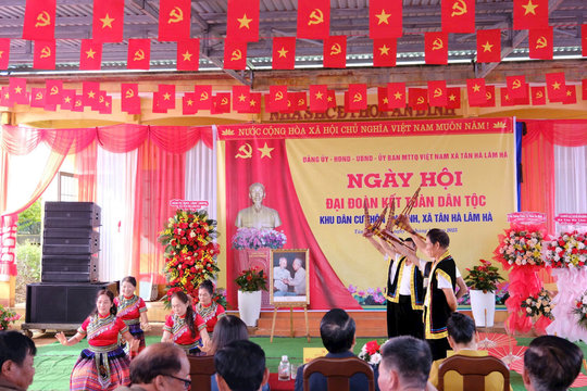 Củng cố khối đại đoàn kết từ cơ sở