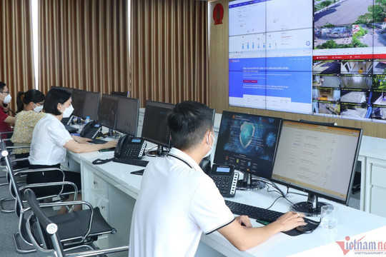 Điều kiện tiếp nhận vào công chức cấp xã