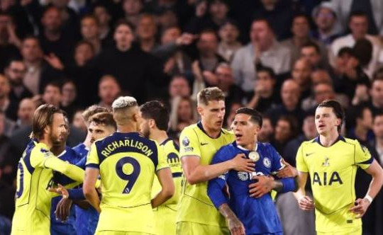 Chelsea thắng Tottenham 2-1: Enzo Fernandez tỏa sáng thắp hy vọng dự cúp châu Âu
