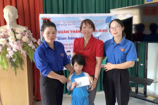 Nữ Bí thư chi đoàn và hành trình lan tỏa yêu thương