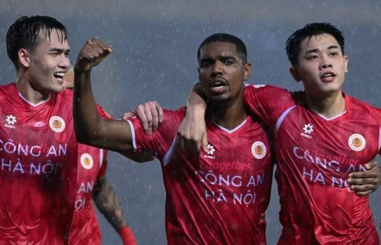 Vô địch V-League sớm 3 vòng, CAHN quyết tâm xô đổ kỷ lục lịch sử của Hà Nội FC