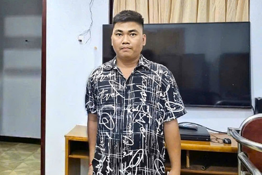 Đối tượng truy nã ra đầu thú sau hơn 3 năm lẩn trốn