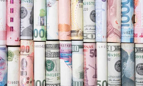 Tỷ giá Euro ngày 22/05: Ngân hàng giảm sâu, thị trường tự do ngược dòng tăng giá