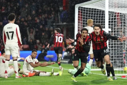 Kịch bản hy hữu tại Ngoại hạng Anh: Liverpool và Bournemouth có thể đá play-off tranh vé Champions League