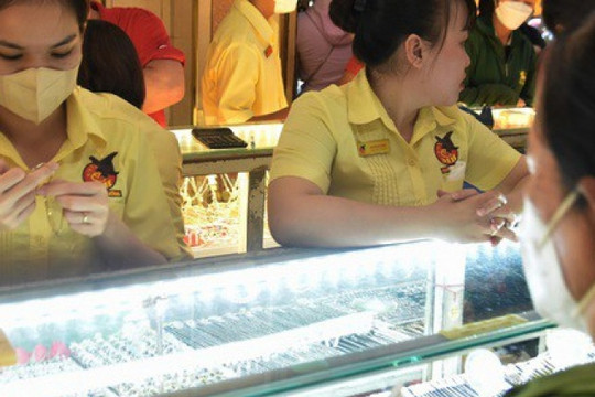 Cập nhật 08:30 sáng 22/05/2026: Giá vàng đồng loạt đi ngang, riêng SJC giữ nguyên mức 162,400